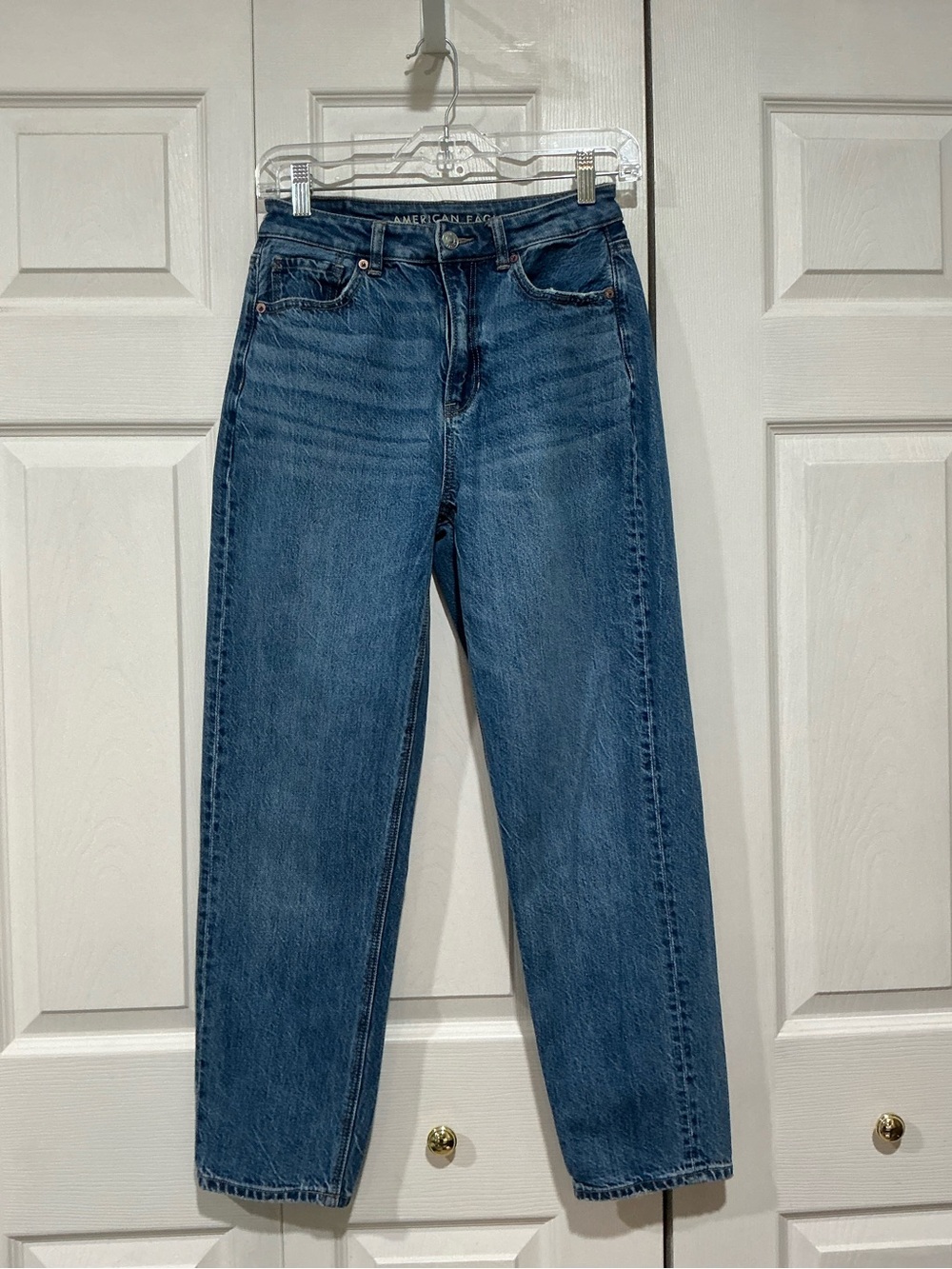 💙 American Eagle Mom Straight Blue Denim Jeans Ankle - 2 / 26 (01578)